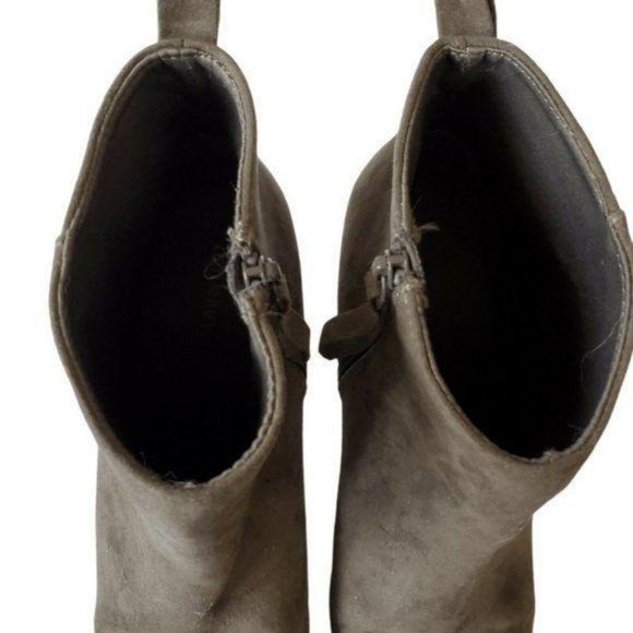 Old Navy Oregon Trail Olive Mid Ankle Boots 10 Block Heel Zipper Minimalist Chic - Picture 10 of 12